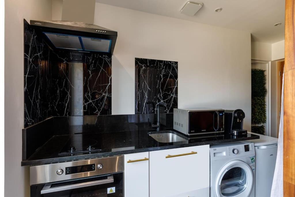 Appartement Proche Paris - Style Bali 350 M Gare Mantes Extérieur photo